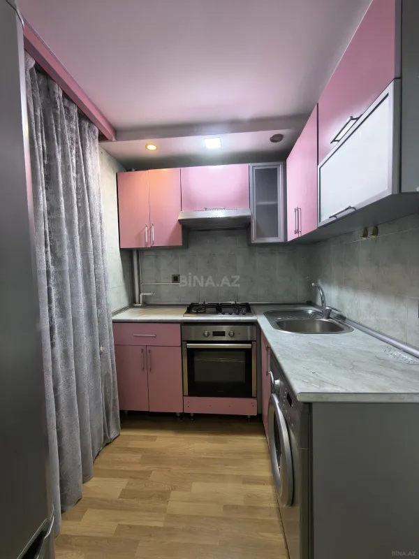 Satılır 1 otaqlı mənzil 40 m²
