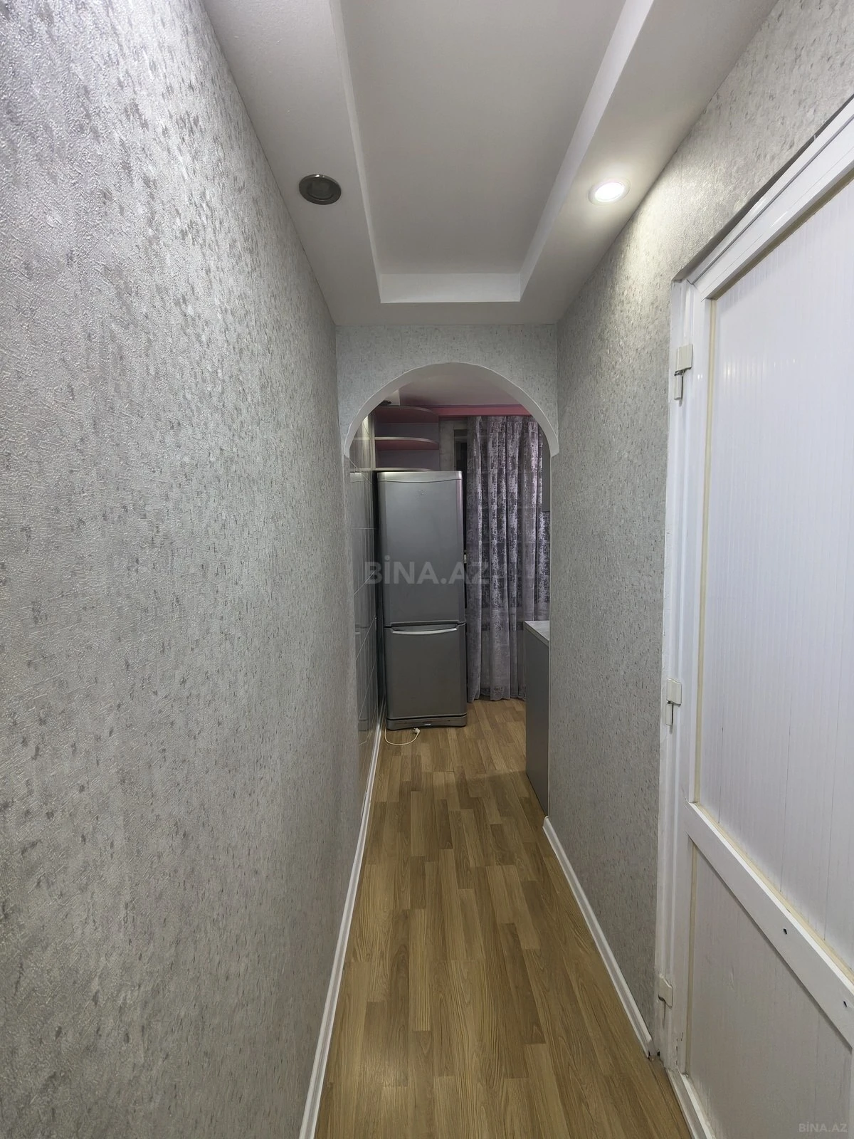 Satılır 1 otaqlı mənzil 40 m²