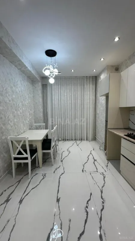 Satılır 2 otaqlı mənzil 78 m²