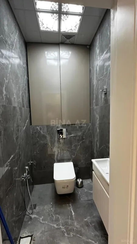 Satılır 2 otaqlı mənzil 78 m²