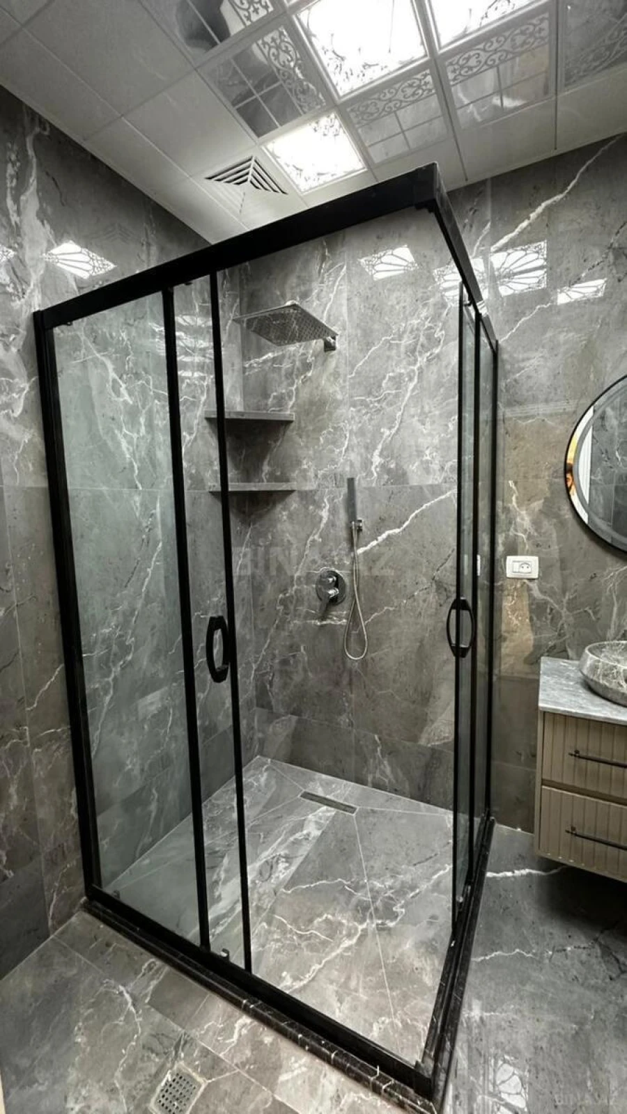 Satılır 2 otaqlı mənzil 78 m²