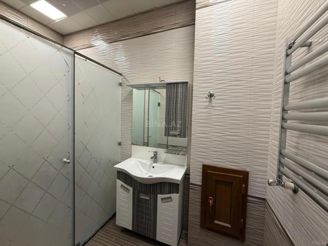 Satılır 3 otaqlı mənzil 94 m²