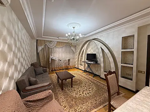 Satılır 3 otaqlı mənzil 94 m²