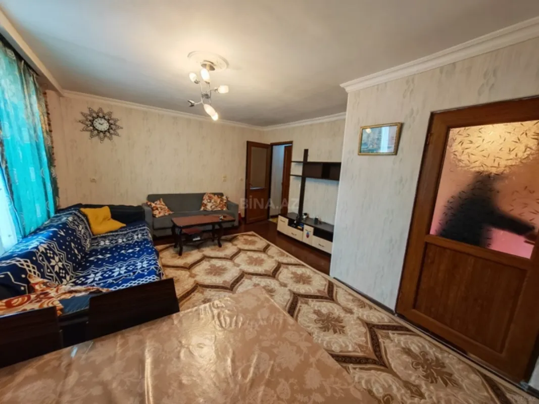 Kirayə verilir 2 otaqlı mənzil 50 m²