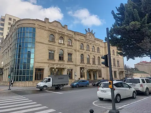 Kirayə verilir 2 otaqlı mənzil 50 m² — Bakı 2 otaq 50.00 m²