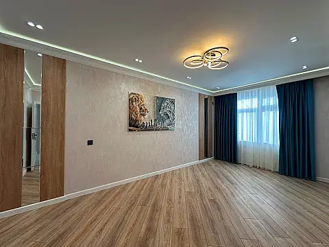 Satılır 3 otaqlı mənzil 80 m²