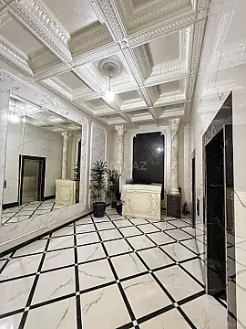 Satılır 4 otaqlı mənzil 162 m²