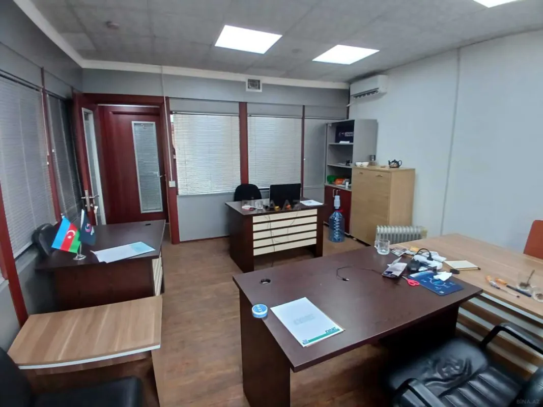 Kirayə verilir 1 otaqlı ofis 20 m²