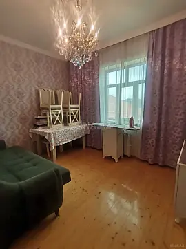 Satılır 6 otaqlı həyət evi 180 m²
