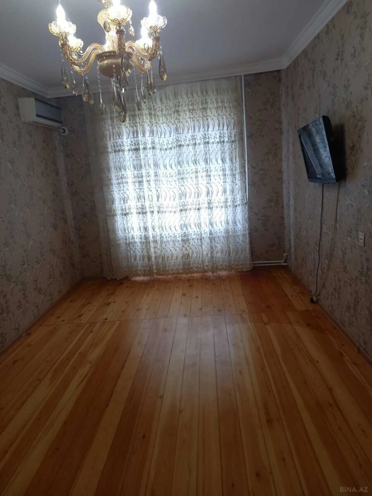 Satılır 2 otaqlı mənzil 65 m²