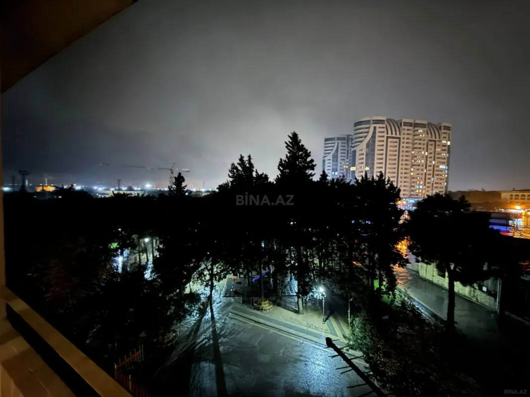 Satılır 3 otaqlı mənzil 80 m²