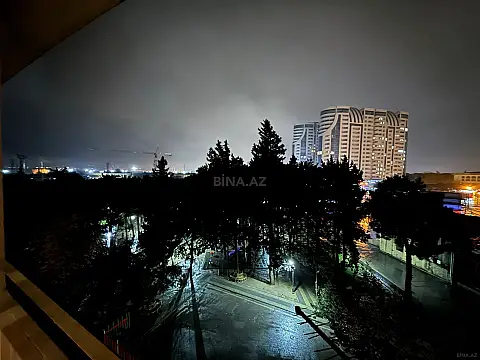 Satılır 3 otaqlı mənzil 80 m² — Bakı, Həzi Aslanov qəs. 3 otaq 80.00 m²