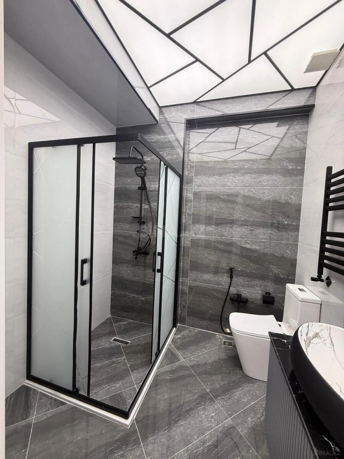 Satılır 2 otaqlı mənzil 55 m²