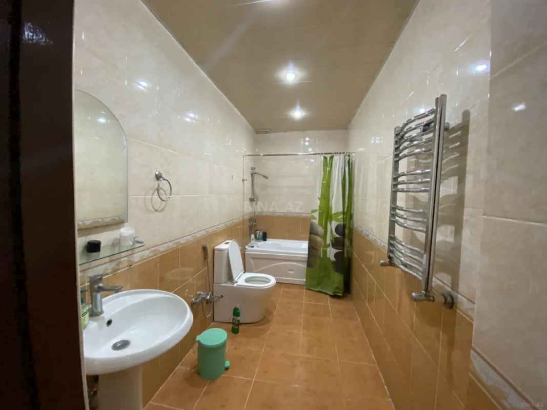 Kirayə verilir 2 otaqlı mənzil 87 m²