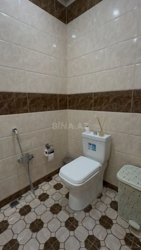 Satılır 3 otaqlı mənzil 118 m²