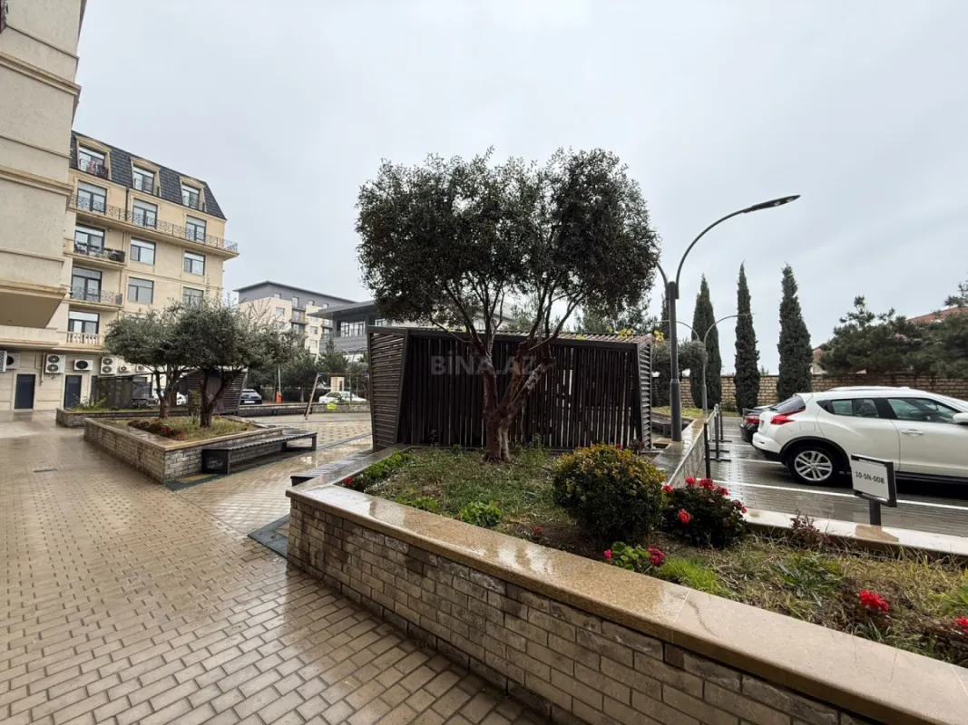 Satılır 3 otaqlı mənzil 123 m²