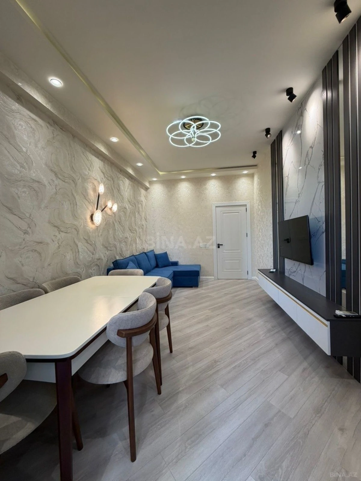 Satılır 2 otaqlı mənzil 55 m²