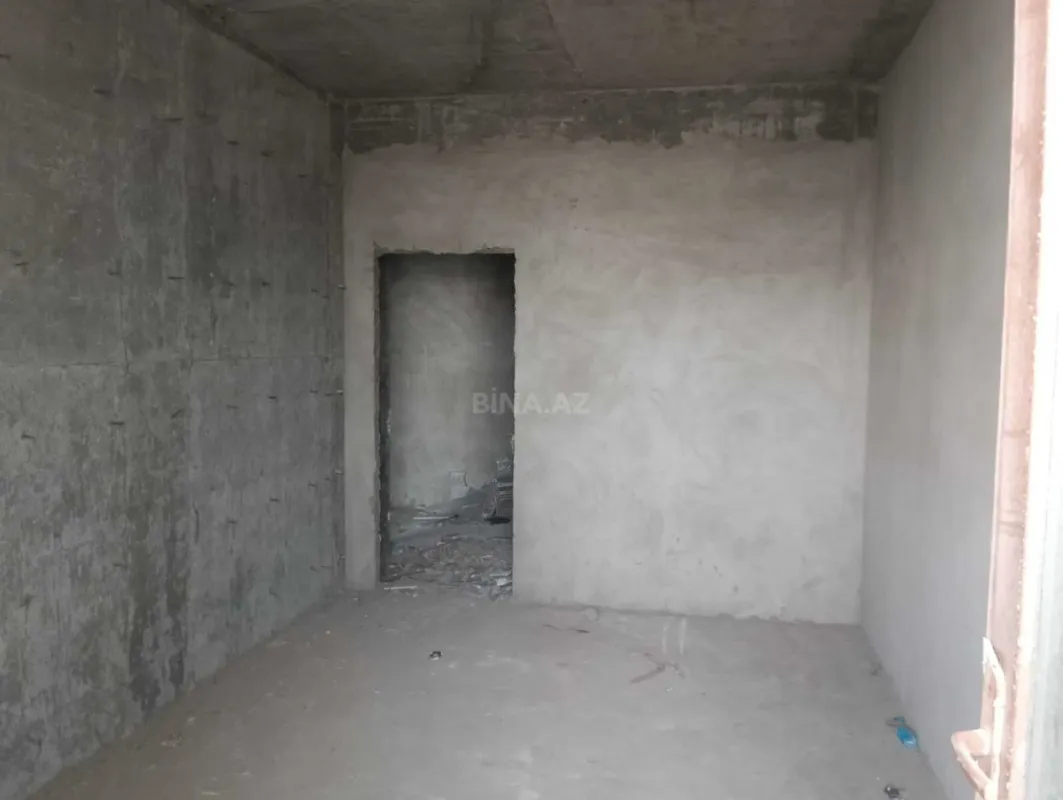 Satılır 3 otaqlı mənzil 105 m²