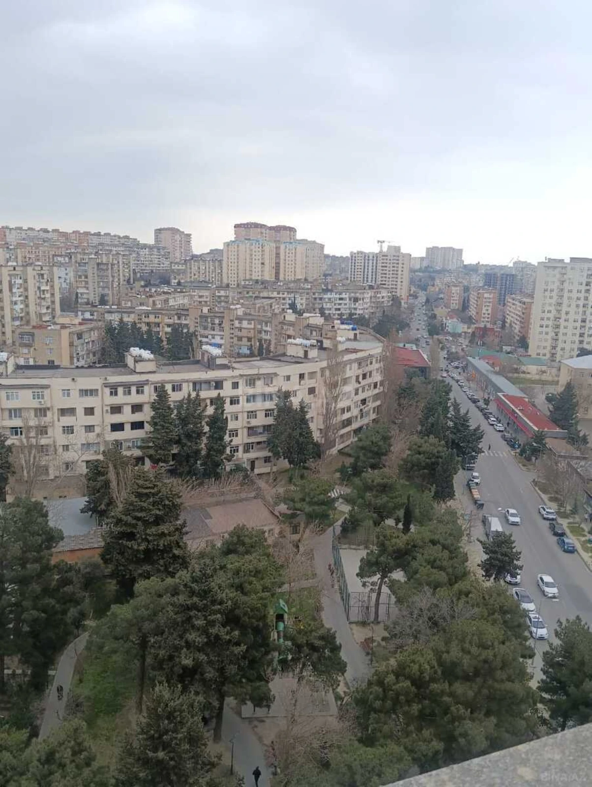 Satılır 3 otaqlı mənzil 105 m²