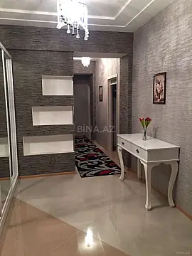 Kirayə verilir 2 otaqlı mənzil 94 m²