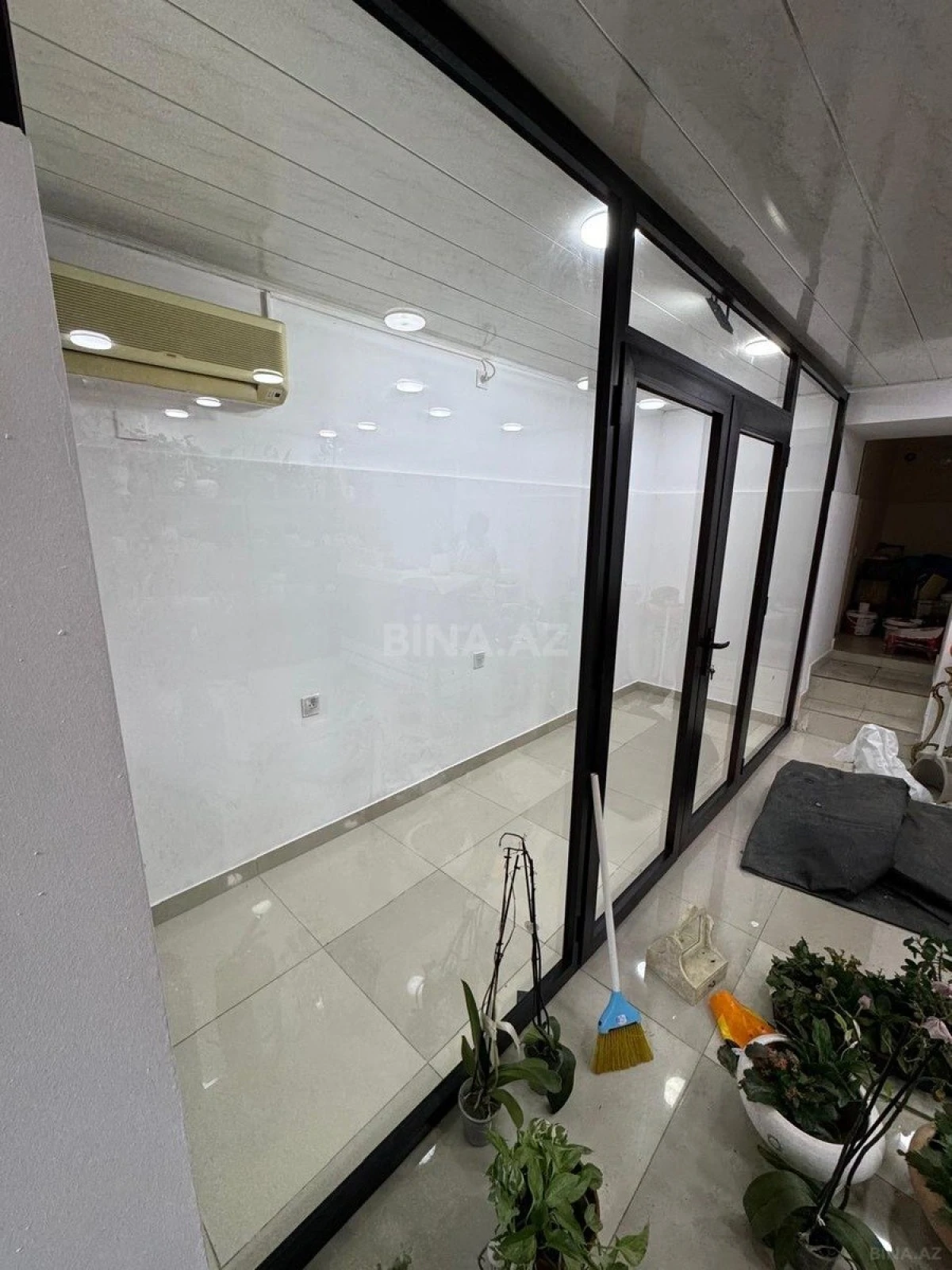 Satılır obyekt 85 m²