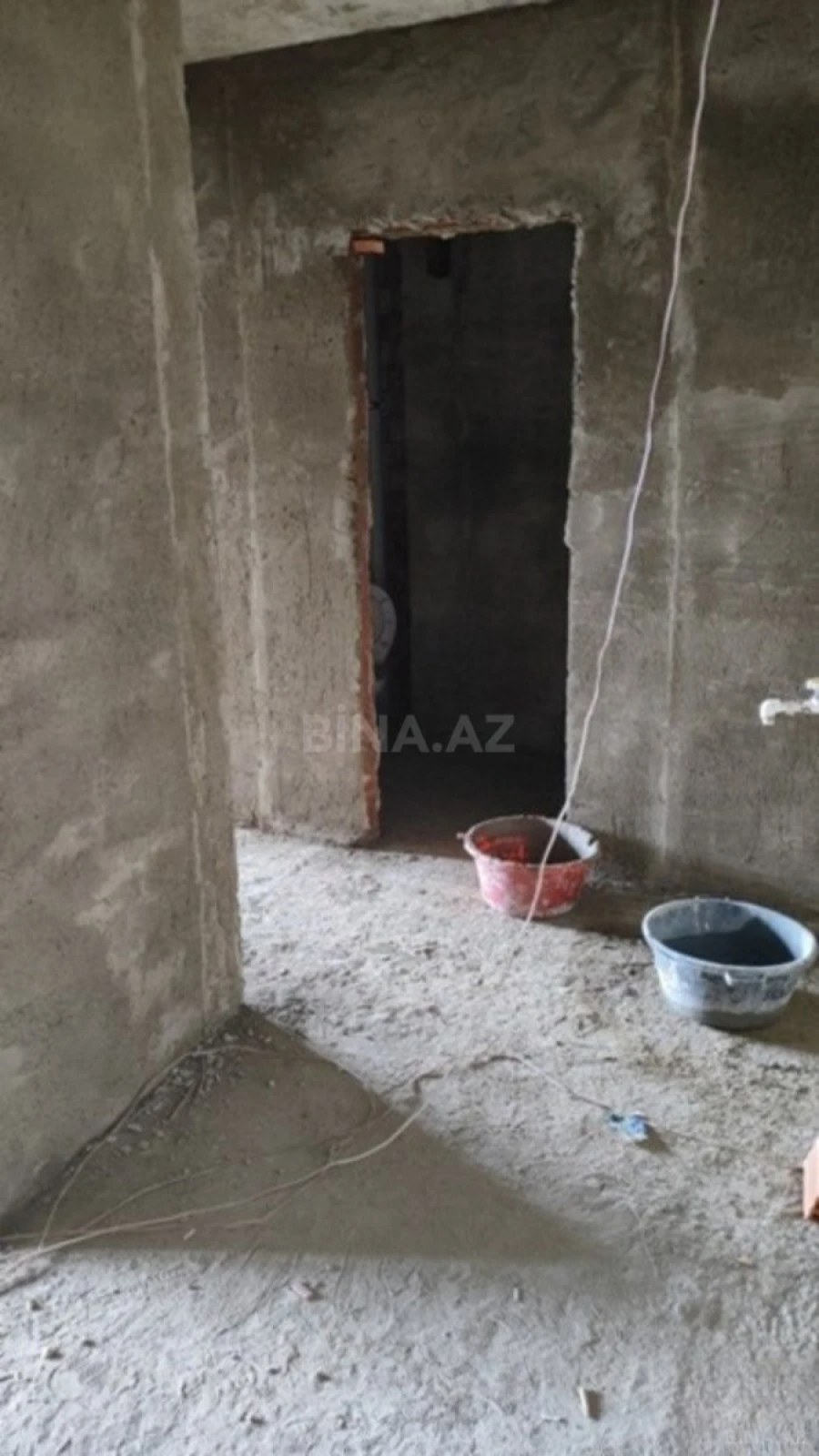 Satılır 2 otaqlı mənzil 68 m²