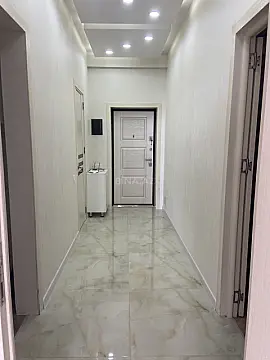 Satılır 2 otaqlı mənzil 73 m²