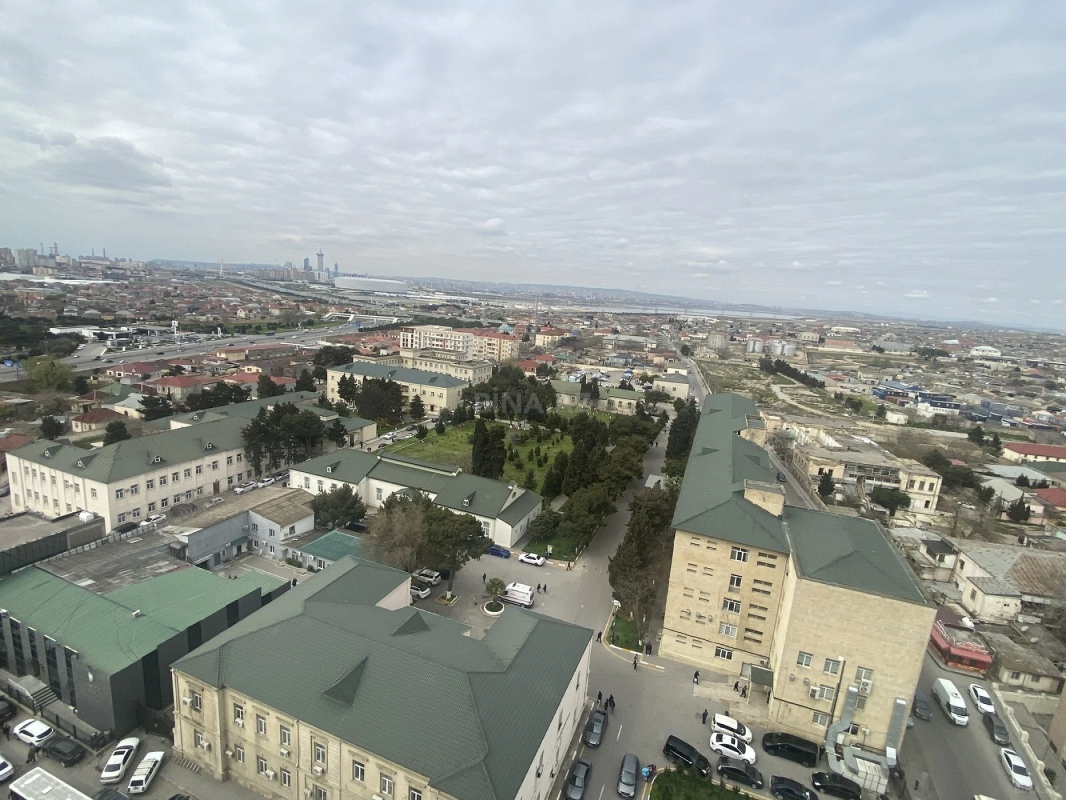 Satılır 2 otaqlı mənzil 73 m²