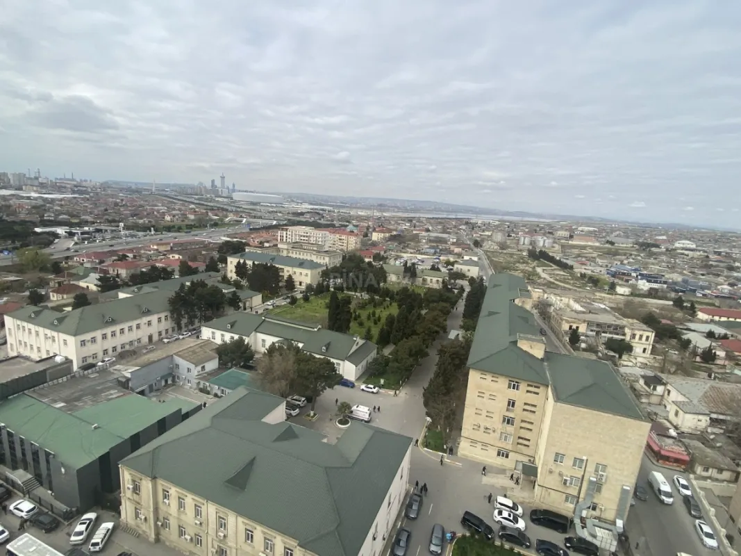 Satılır 2 otaqlı mənzil 73 m²