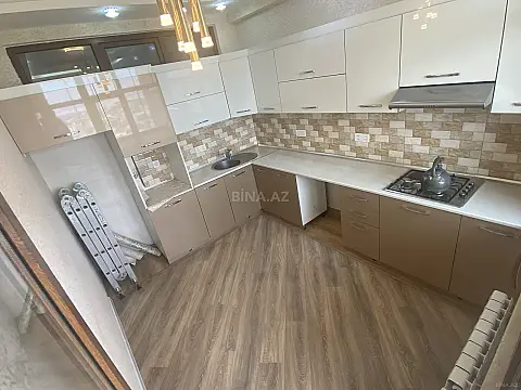 Satılır 2 otaqlı mənzil 73 m²