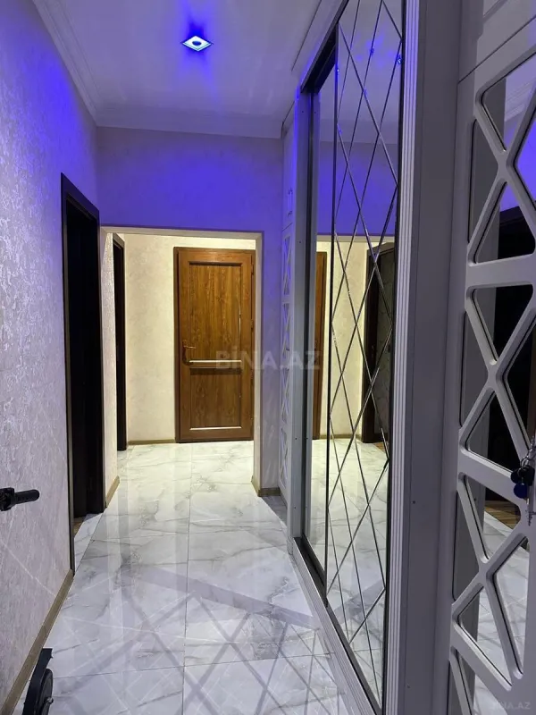 Satılır 2 otaqlı mənzil 100 m²