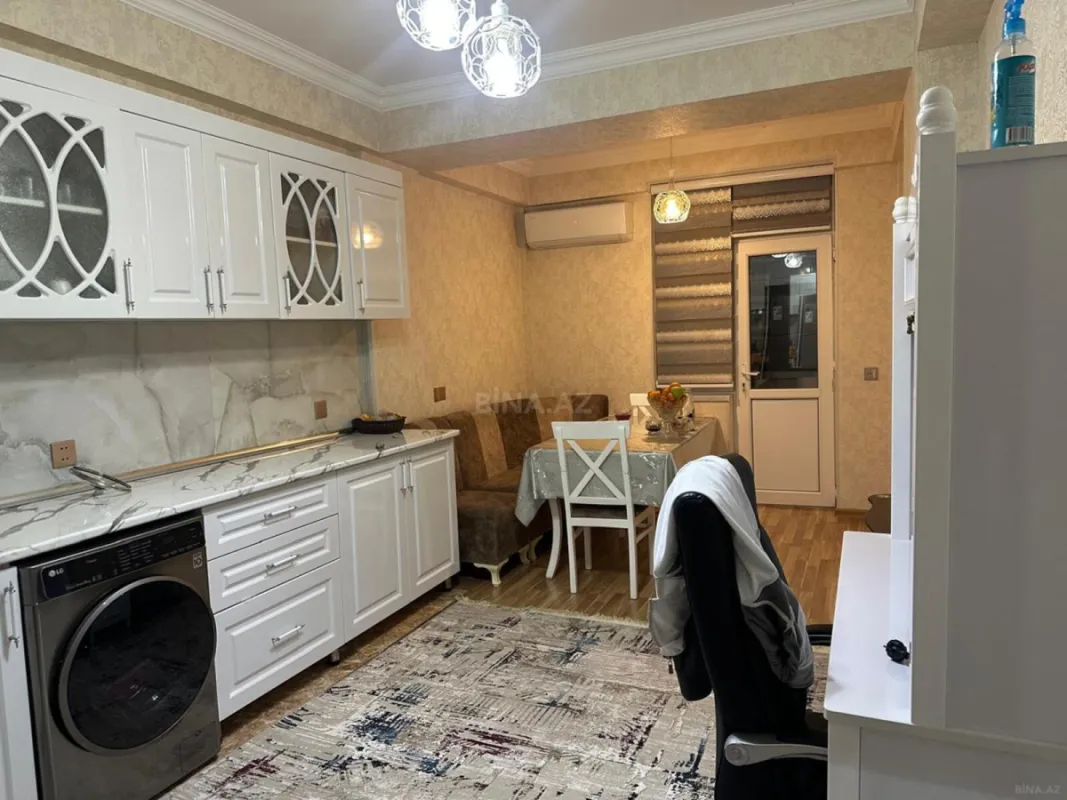 Satılır 2 otaqlı mənzil 100 m²