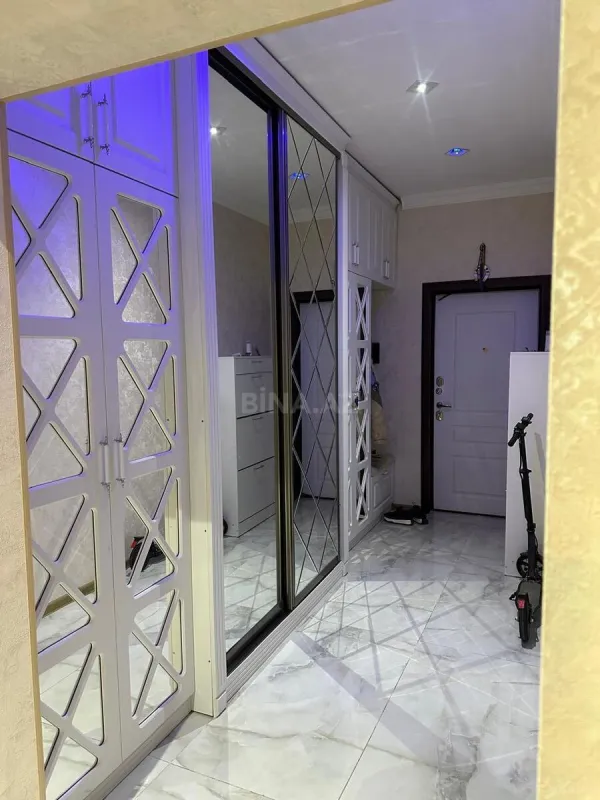 Satılır 2 otaqlı mənzil 100 m²