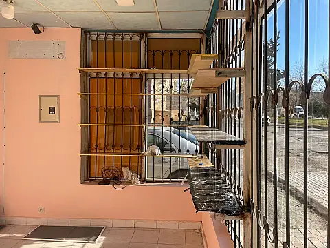 Kirayə verilir obyekt 12 m²