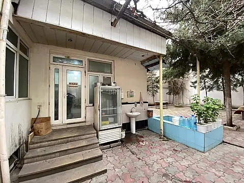 Kirayə verilir obyekt 370 m²