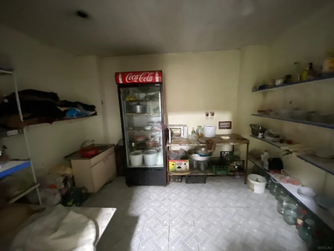 Kirayə verilir obyekt 370 m²