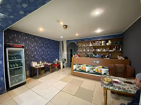 Kirayə verilir obyekt 370 m²