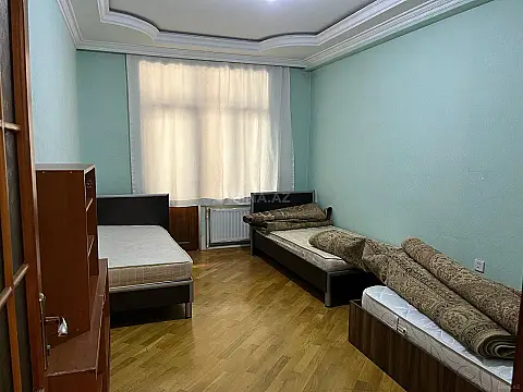 Kirayə verilir 3 otaqlı mənzil 110 m²