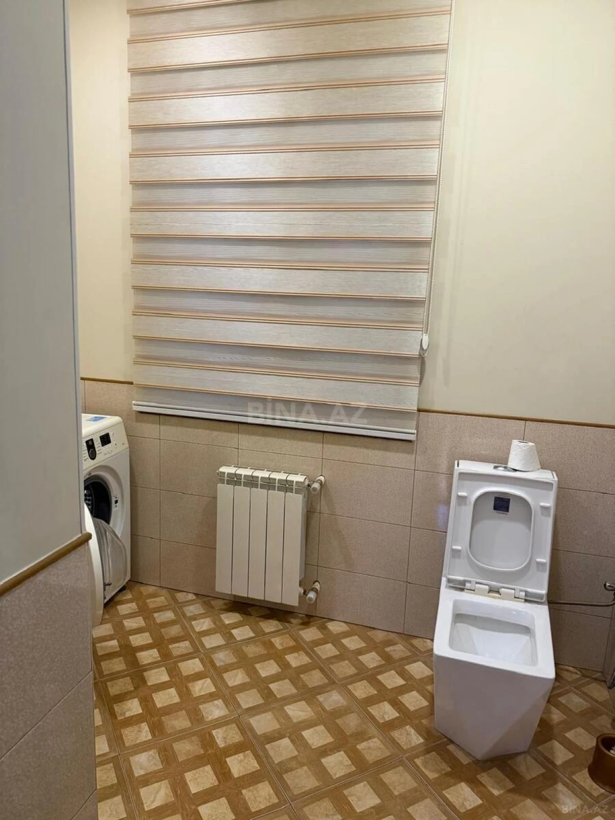 Satılır 6 otaqlı həyət evi 330 m²