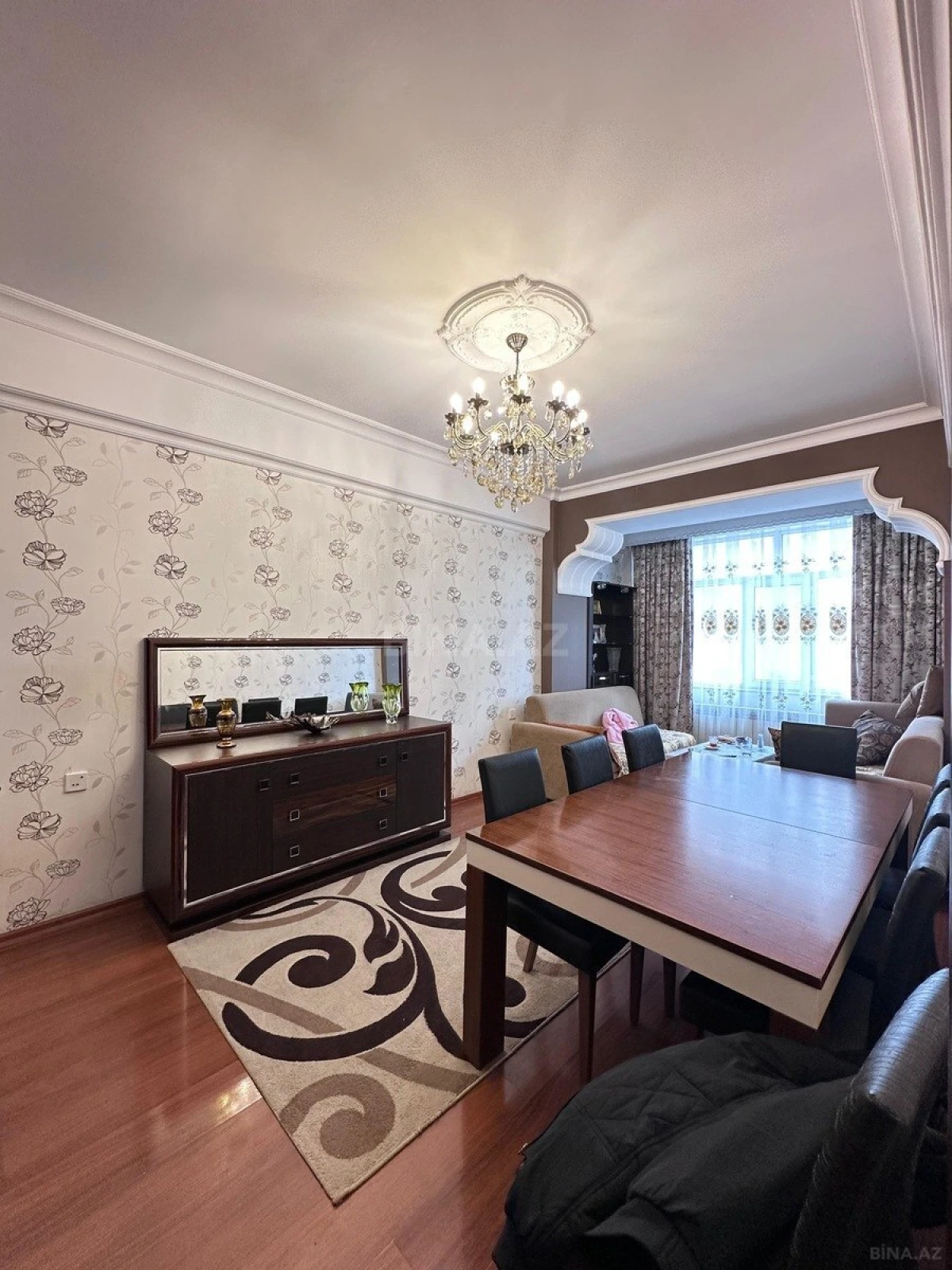 Satılır 2 otaqlı mənzil 65 m²