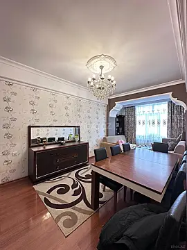Satılır 2 otaqlı mənzil 65 m²
