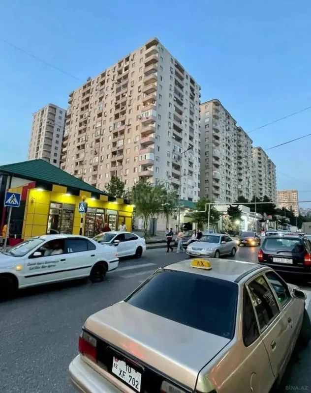 Satılır 2 otaqlı mənzil 65 m²