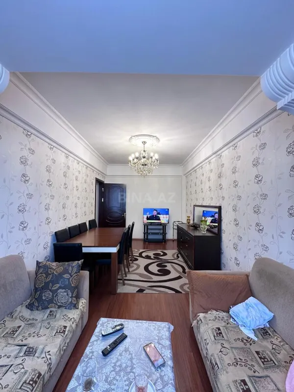Satılır 2 otaqlı mənzil 65 m²