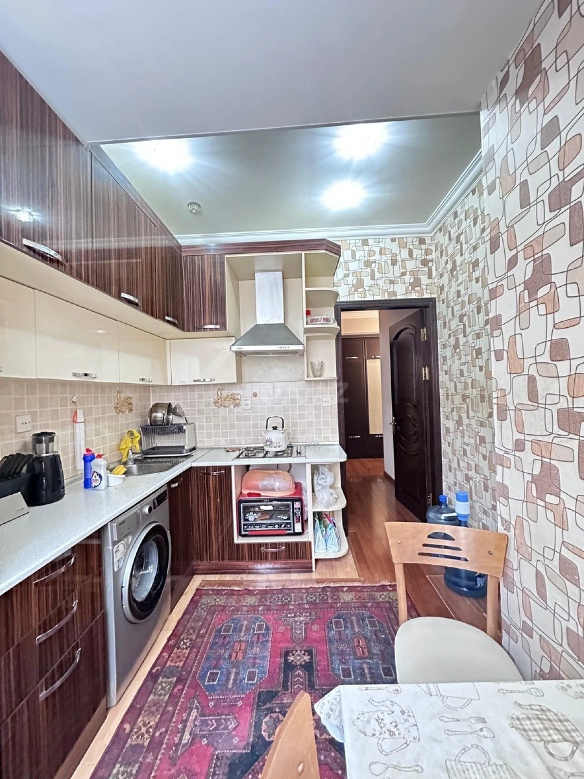 Satılır 2 otaqlı mənzil 65 m²