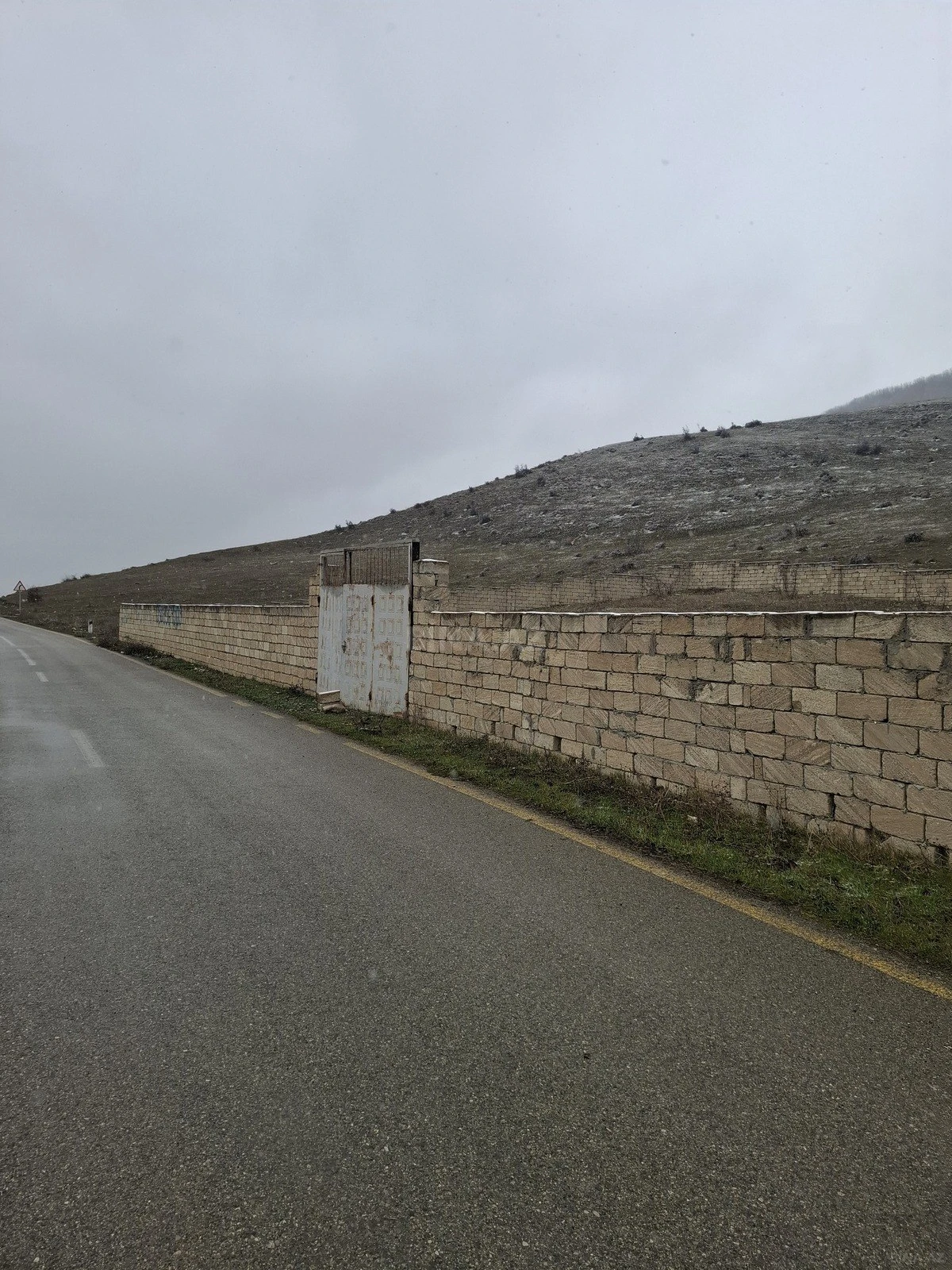 Satılır torpaq sahəsi 12 m²