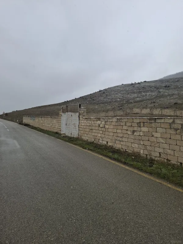 Satılır torpaq sahəsi 12 m²