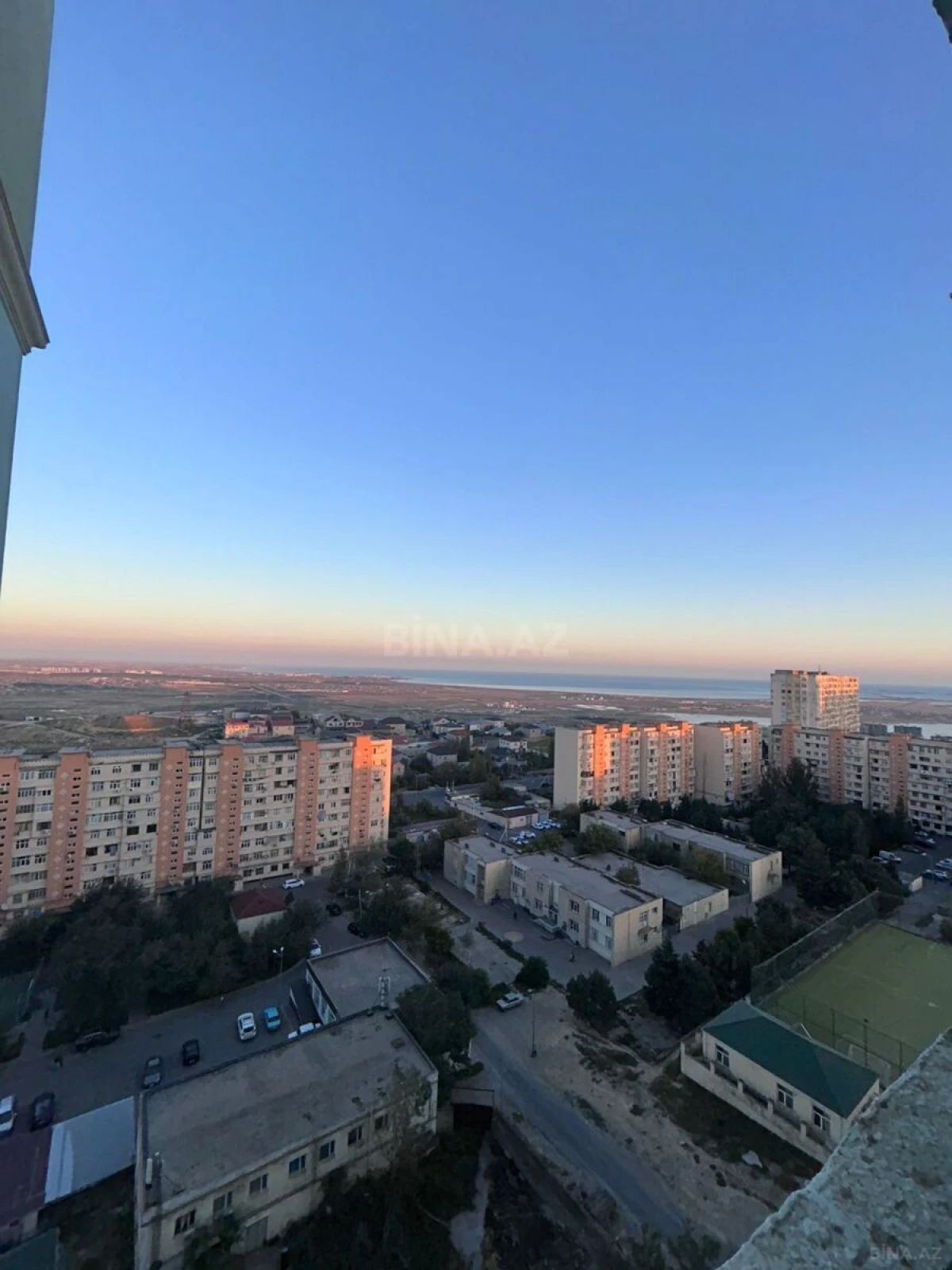 Satılır 3 otaqlı mənzil 127 m²