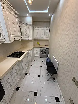 Kirayə verilir 2 otaqlı mənzil 62 m²