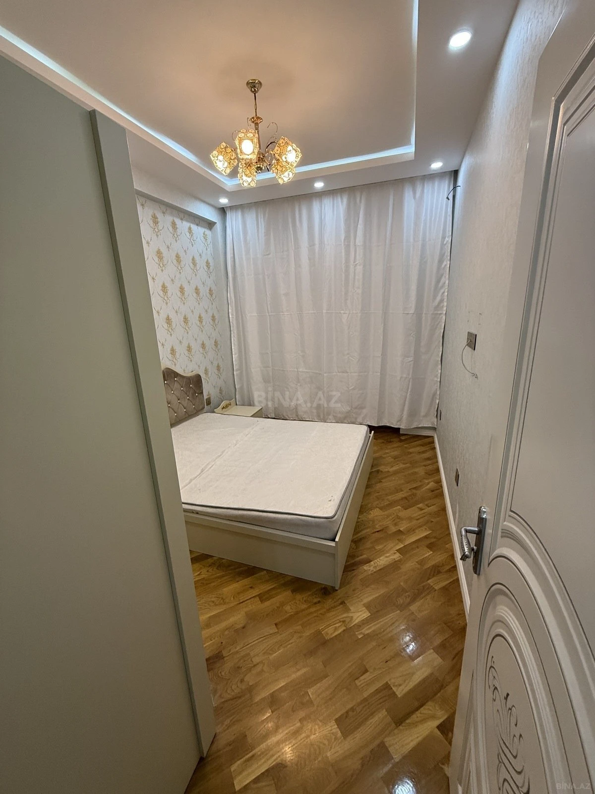 Kirayə verilir 2 otaqlı mənzil 62 m²