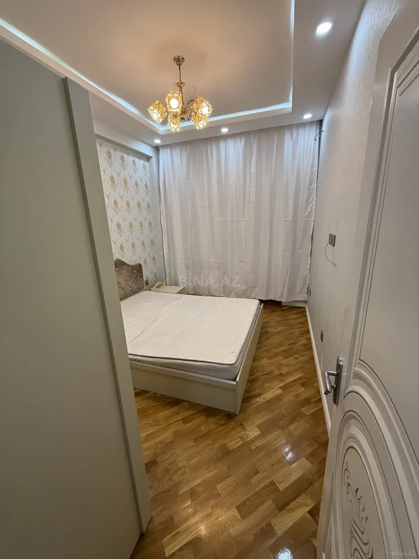 Kirayə verilir 2 otaqlı mənzil 62 m²